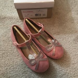 Hanna Andersson girl’s shoes